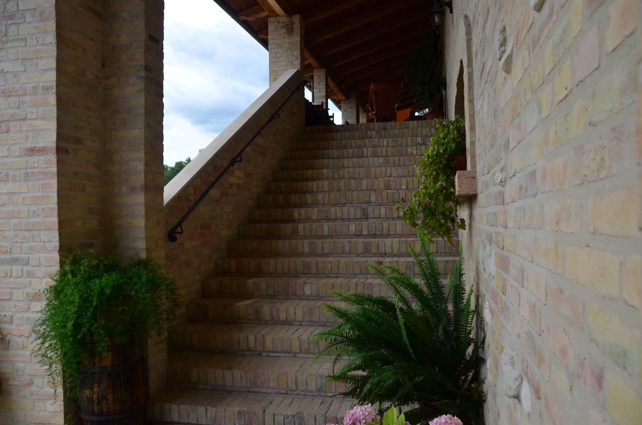 B&B Il Casolare Floriano Exterior foto